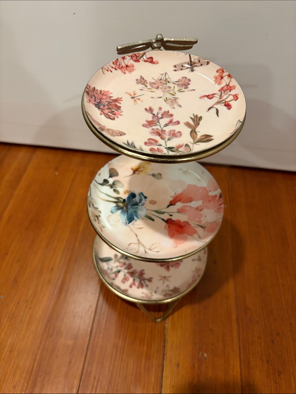 NWT Floral 3-Tier Jewelry Stand - Pink, Coral & Blue